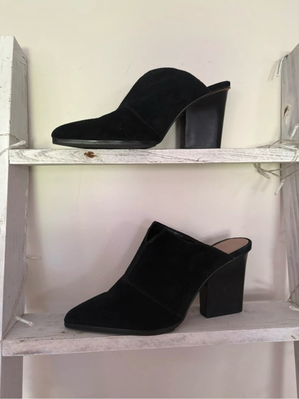 Donald Pliner Vintage Violet Black Suede Mules Size 11